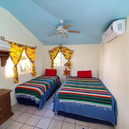 Coco Cabanas And Casitas Vacation Rentals لوريتو الغرفة الصورة