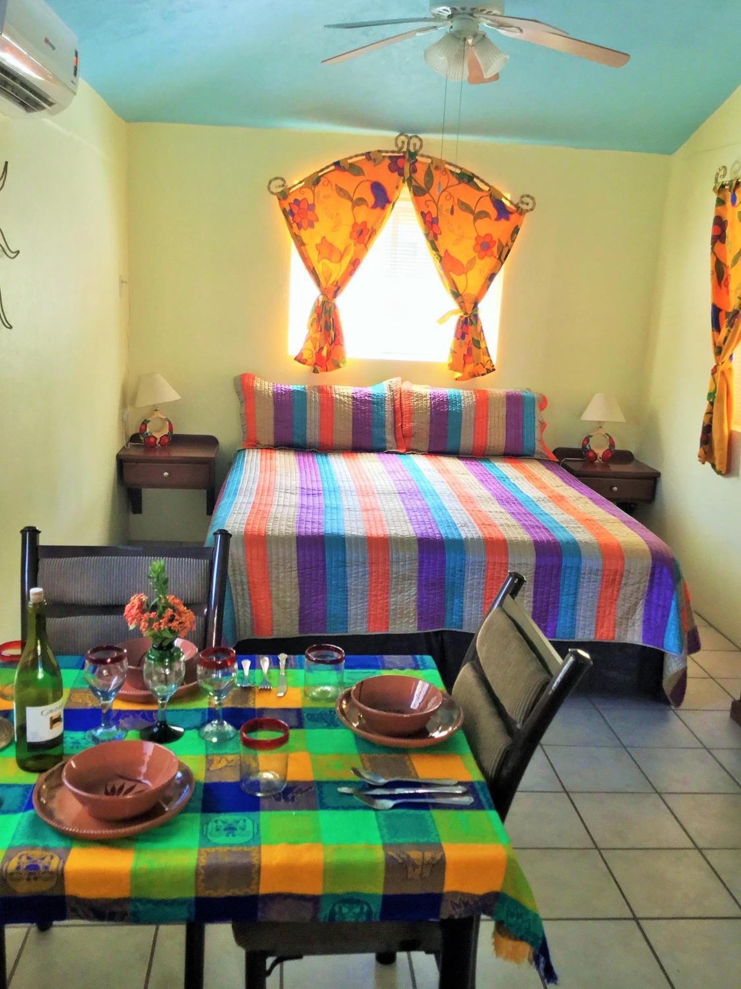 Coco Cabanas And Casitas Vacation Rentals لوريتو الغرفة الصورة